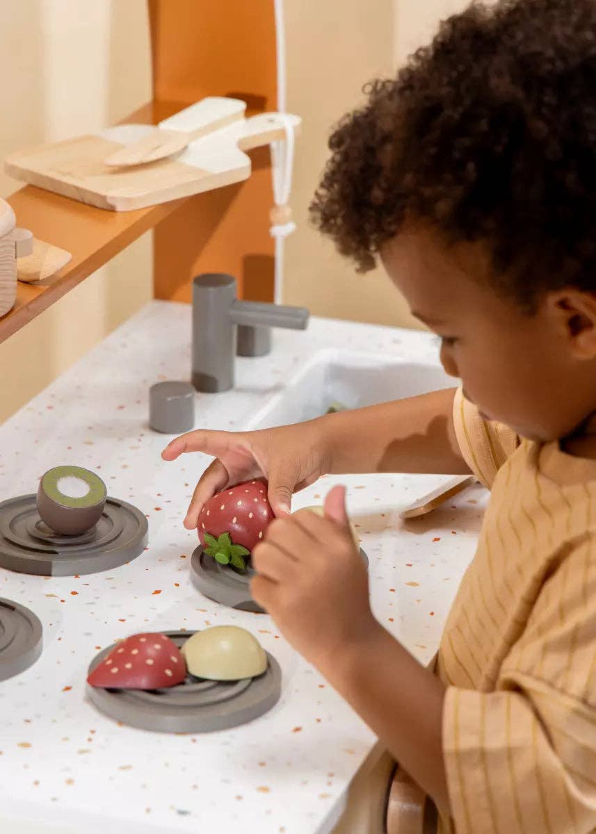 Wooden Fruit Playset | Market set with 7 wooden fruits