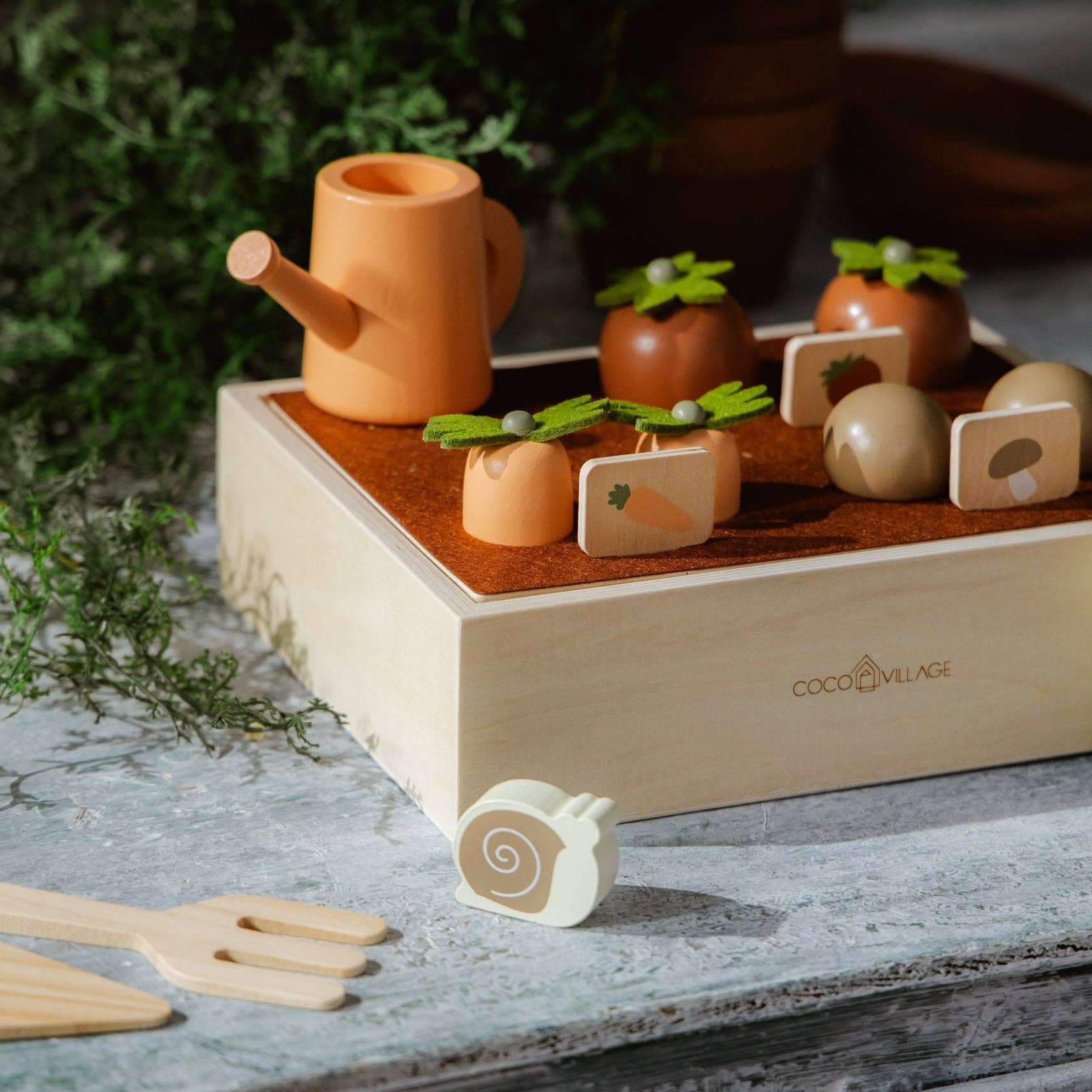 SPEELGOED-COCO-VILLAGE-TUIN-MOESTUIN-ROLLENSPEL-MARKT-KRAAM-KEUKEN-KIDS-JONGEN-MEISJE-HOUTEN-DUURZAAM-CADEAU-GIFT-8