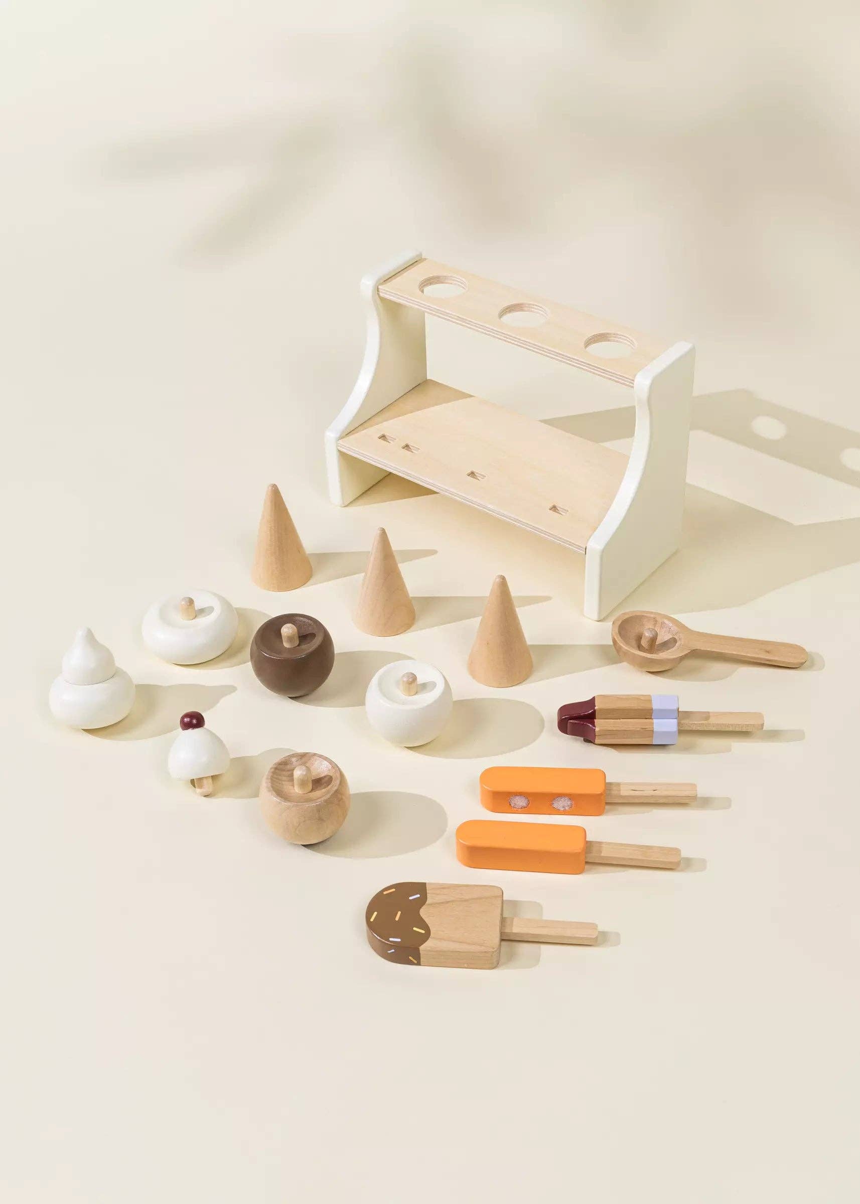 Eisdielen-Spielset aus Holz | Eistüten und Eis am Stiel mit Ständer und Löffel