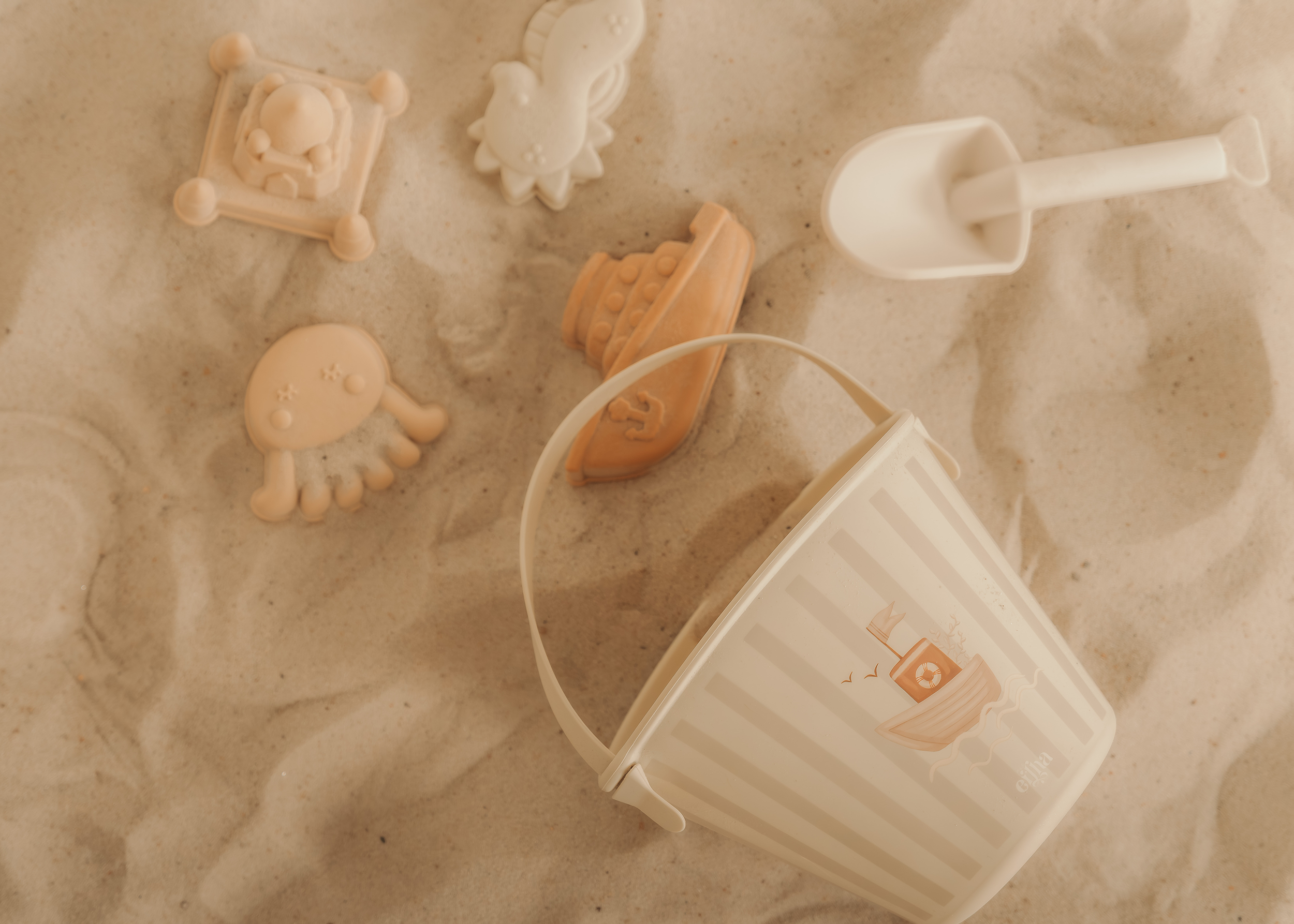 Silicone bucket and scoop - Beach set