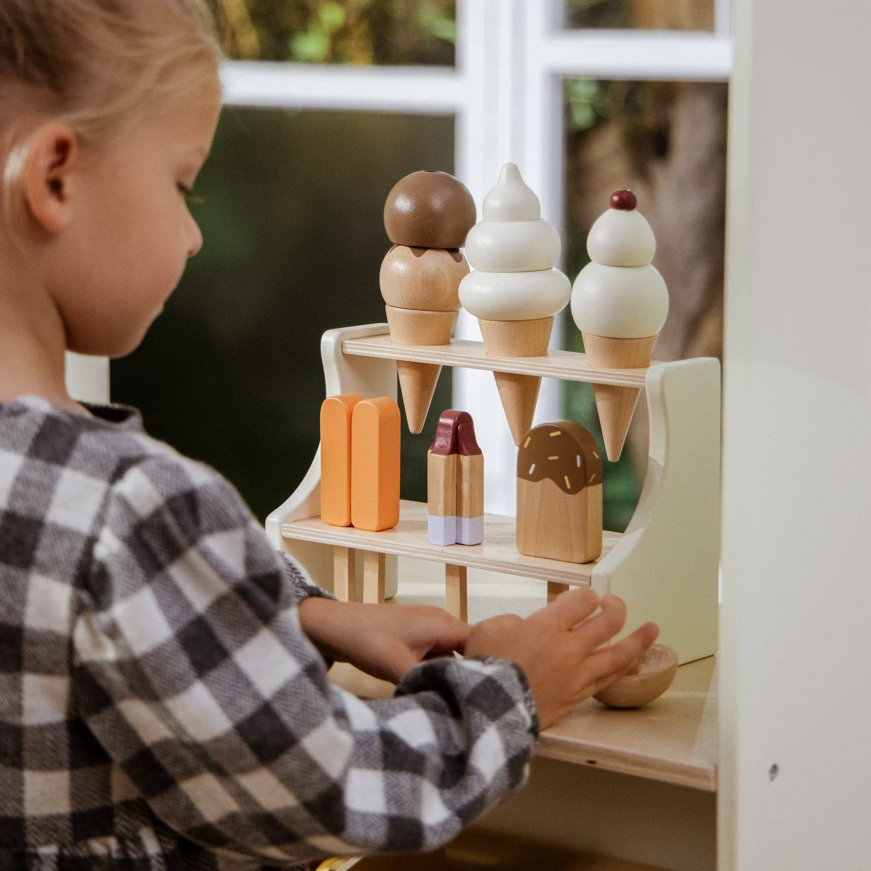 Houten IJskraam Speelset | Ijshoorntjes en ijslolly’s met standaard en lepel