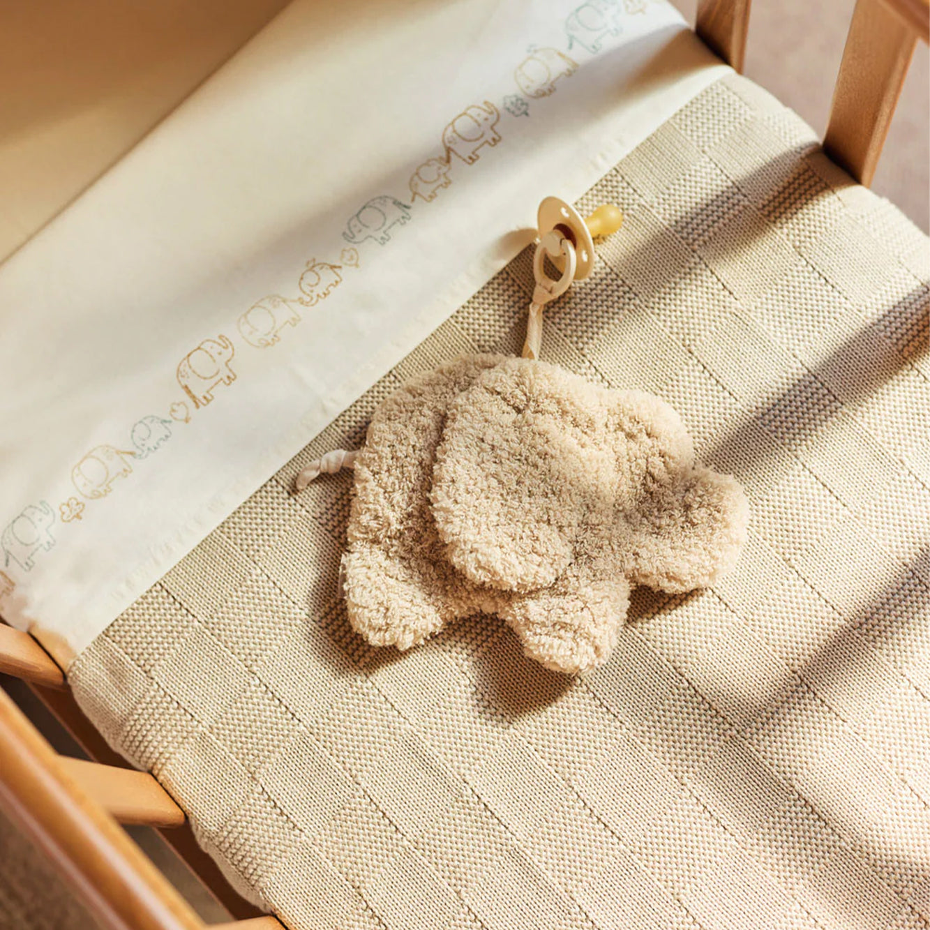 Elephant Tales - Speendoekje